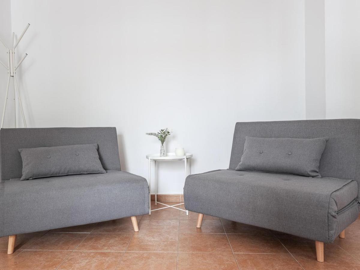 Ferienwohnung Algaba Pisc Planta Baja D La Algaba Exterior foto